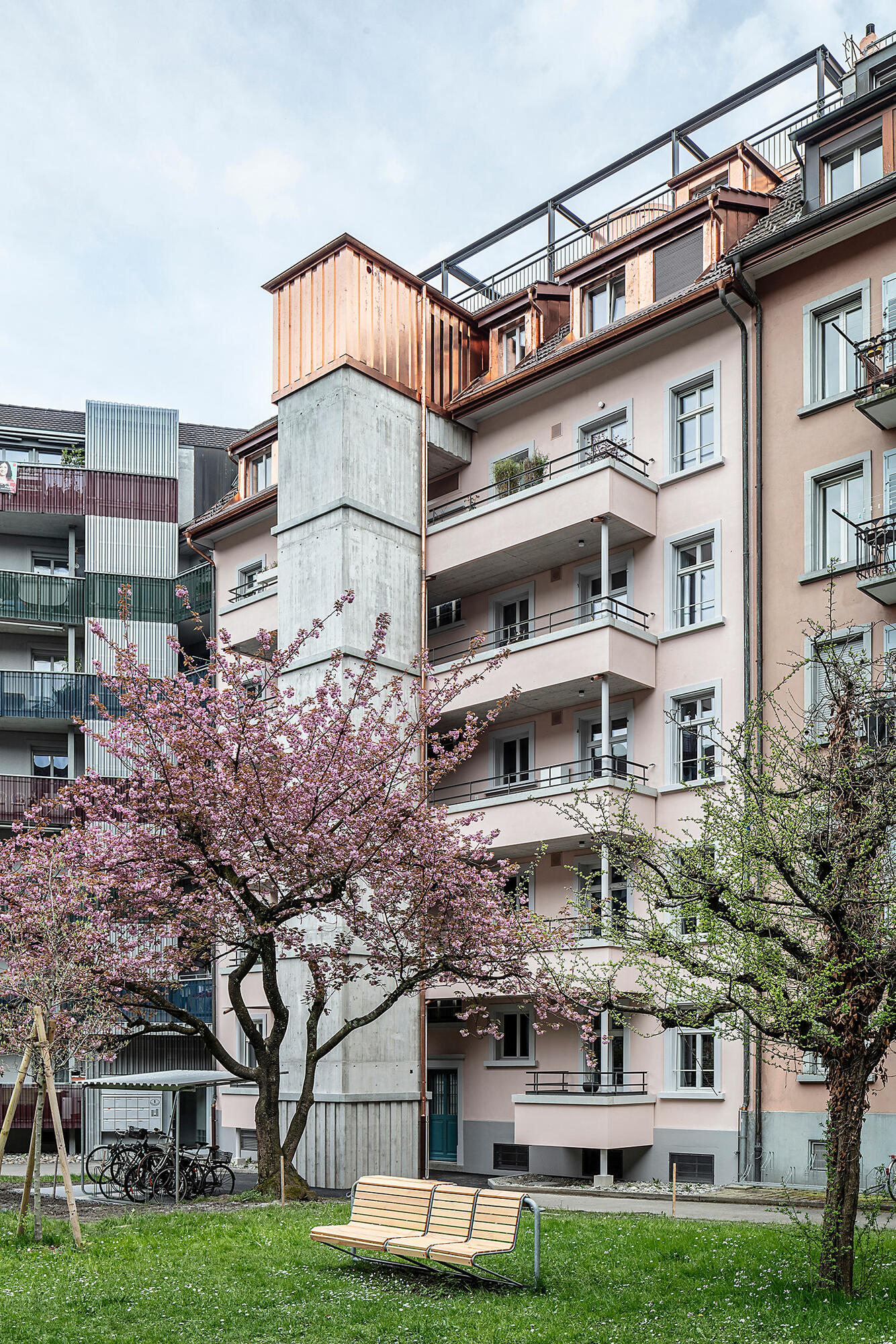 Ergänzung Liftturm & Balkone| F: Markus Käch
